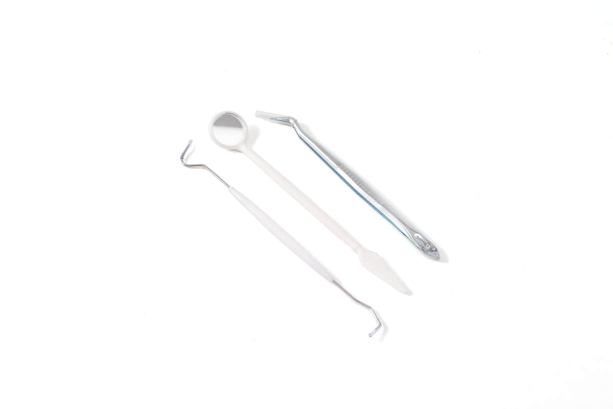 Disposable Mirror Kits - 25 Kits in 1 Pack Disposable Mirror Kits - 25 Kits in 1 Pack