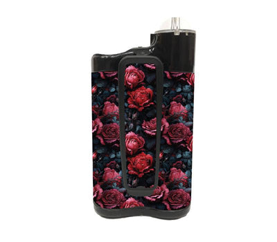 Gothic Roses for Medtronic MiniMed 770G & 780G Gothic Roses for Medtronic MiniMed 770G & 780G
