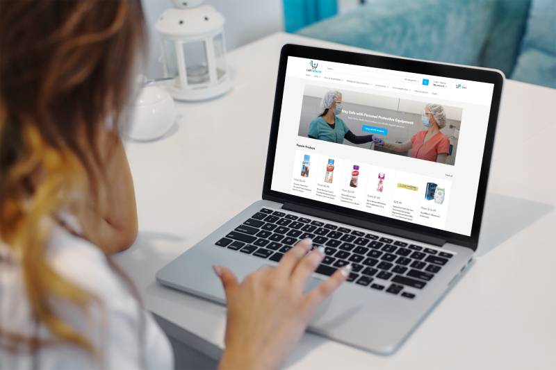 woman shopping online on the Cart Health website
