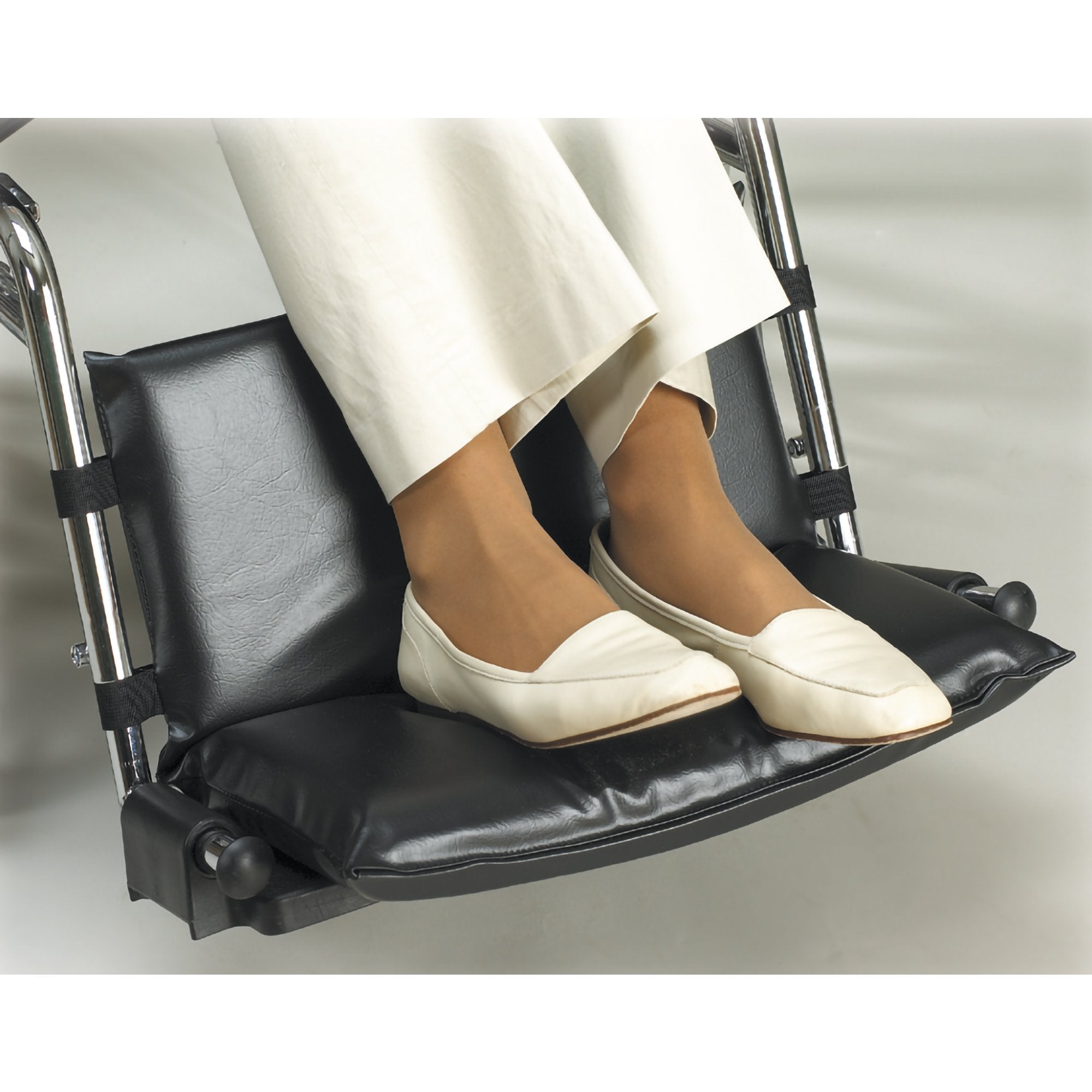 Skil-Care Footrest Extender for Use With Wheelchairs and Geri-Chairs, 20 - 24 in. L x 1 in. H, Vinyl -Each Skil-Care Footrest Extender for Use With Wheelchairs and Geri-Chairs, 20 - 24 in. L x 1 in. H, Vinyl -Each