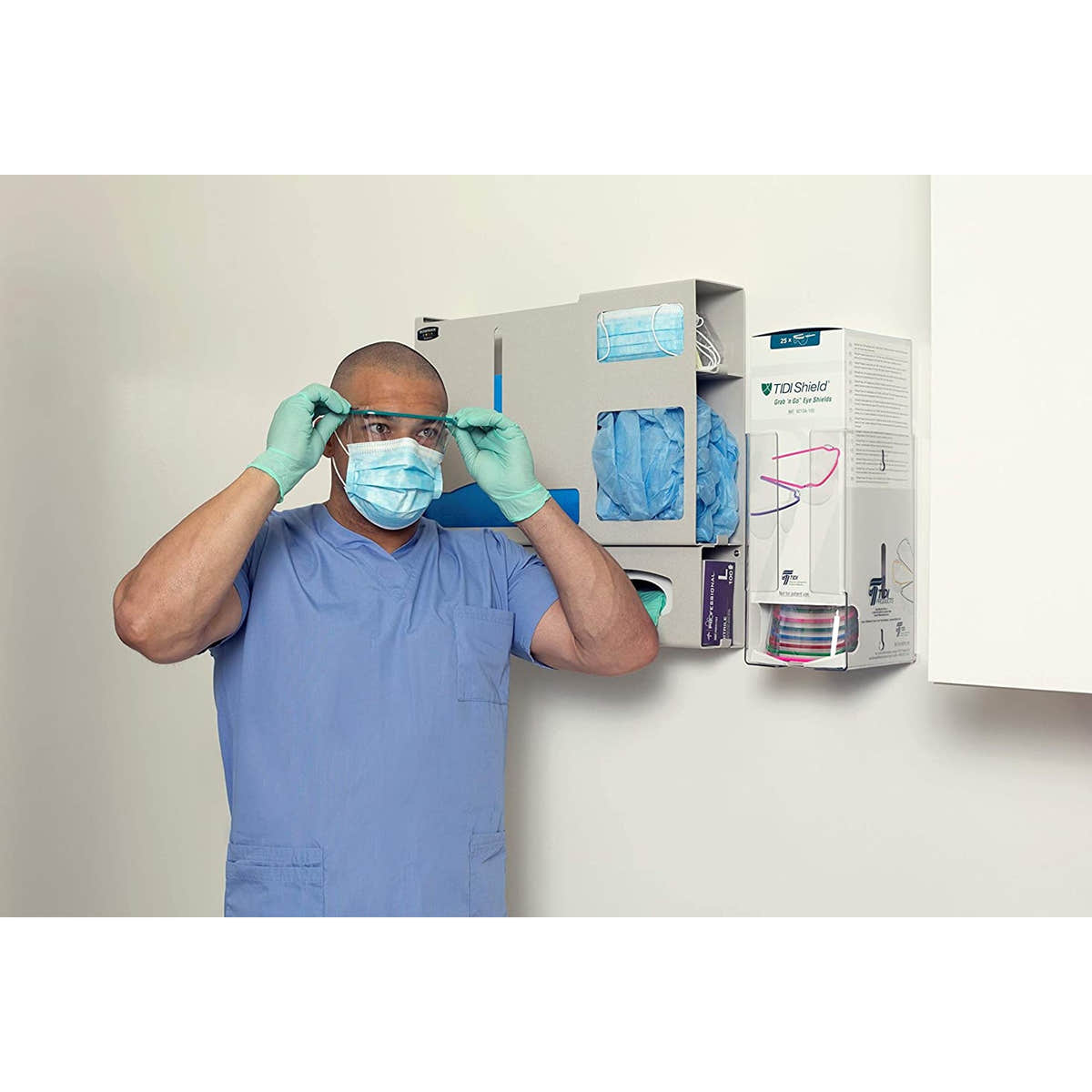 TIDIShield Grab ‘n Go Eye Shields with Dispenser -Box of 1 TIDIShield Grab ‘n Go Eye Shields with Dispenser -Box of 1