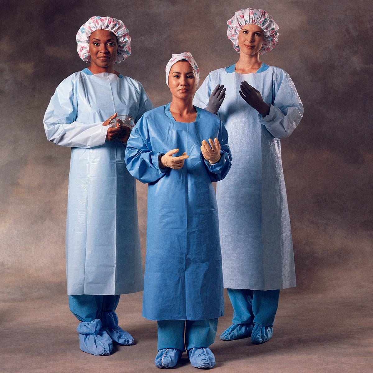 Halyard Over-the-Head Protective Procedure Gown Knit Cuff - 691480_CS - 1 Halyard Over-the-Head Protective Procedure Gown Knit Cuff - 691480_CS - 1