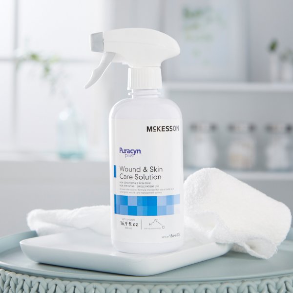 McKesson Puracyn Plus Wound Irrigation Solution - 1113216_EA - 2 McKesson Puracyn Plus Wound Irrigation Solution - 1113216_EA - 2