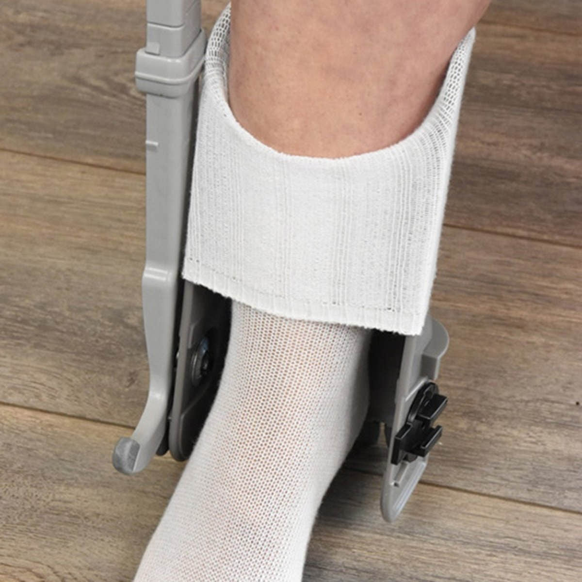 Reach Right Dressing Kit - 1228763_EA - 1 Reach Right Dressing Kit - 1228763_EA - 2