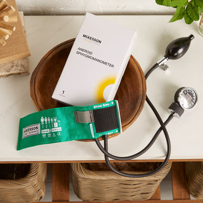 McKesson LUMEON Deluxe Aneroid Sphygmomanometer, Green, Child, Arm -Case of 20