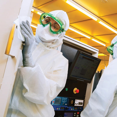 Kimtech Pure W4 Cleanroom Wipe, 100 per Box -Case of 500