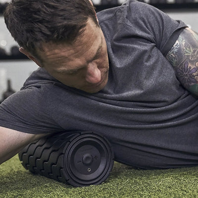 Theragun Wave Roller Smart Vibrating Foam Roller - 1239501_EA - 3